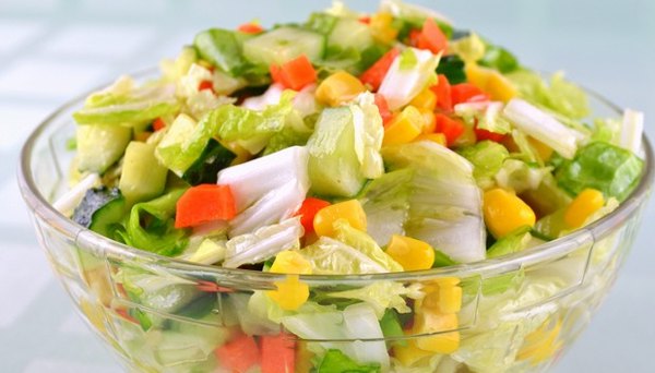 Ovoshhnoj-salat-TSvetnoj