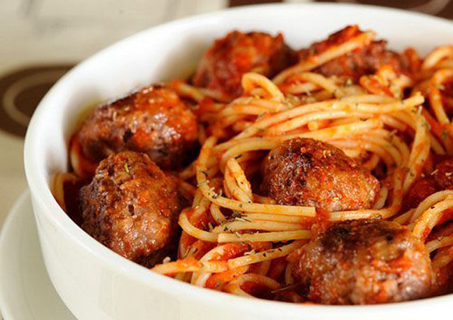 Картинки по запросу Готовлю каждые выходные — спагетти с мясными шариками в томатном соусе